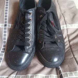 Levi's shoe